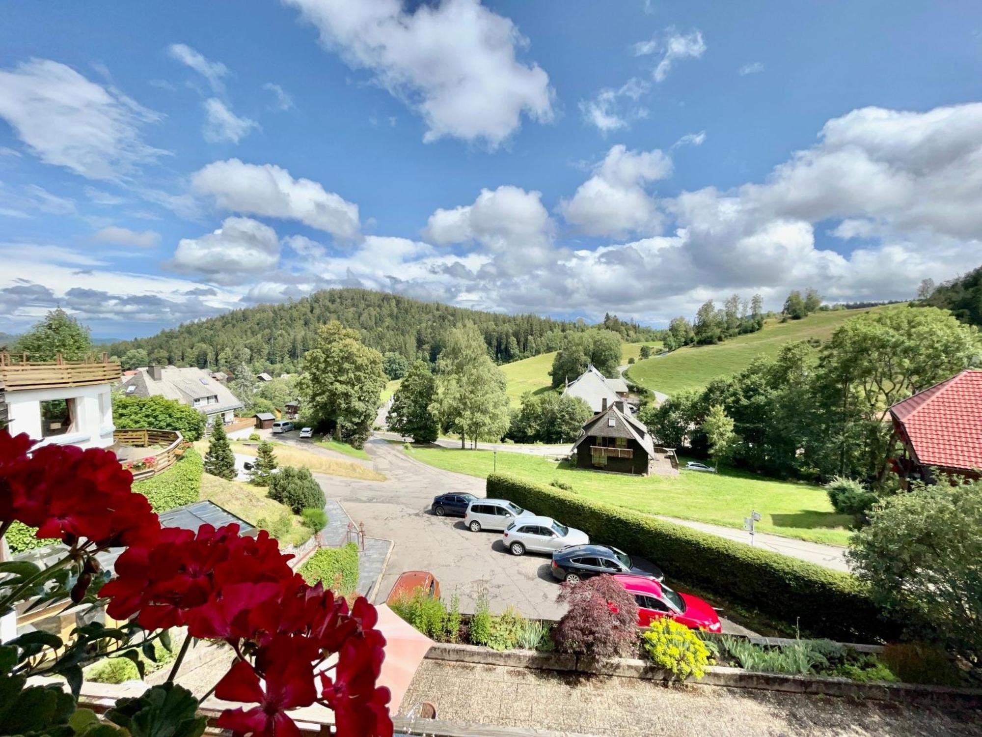 Hotel Sonnenberg Garni Hinterzarten Dış mekan fotoğraf